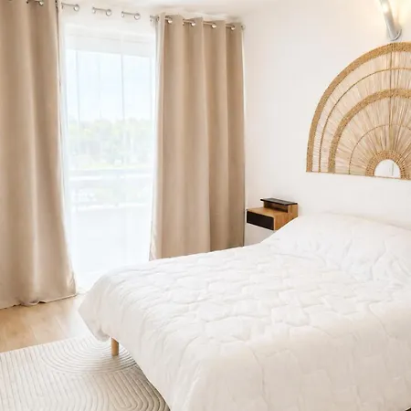 Appartement Lvam - 2 - 6 Personnes - Au Coeur Du Cap D'agde - Piscine